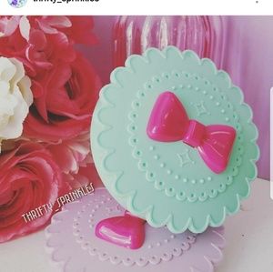 Kawaii Eyelash Holder